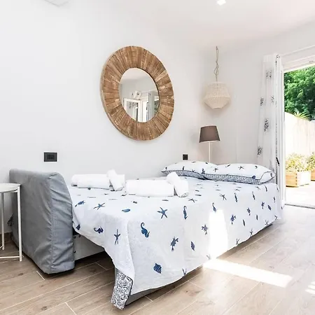 Cozy Terrace In Free Parking *